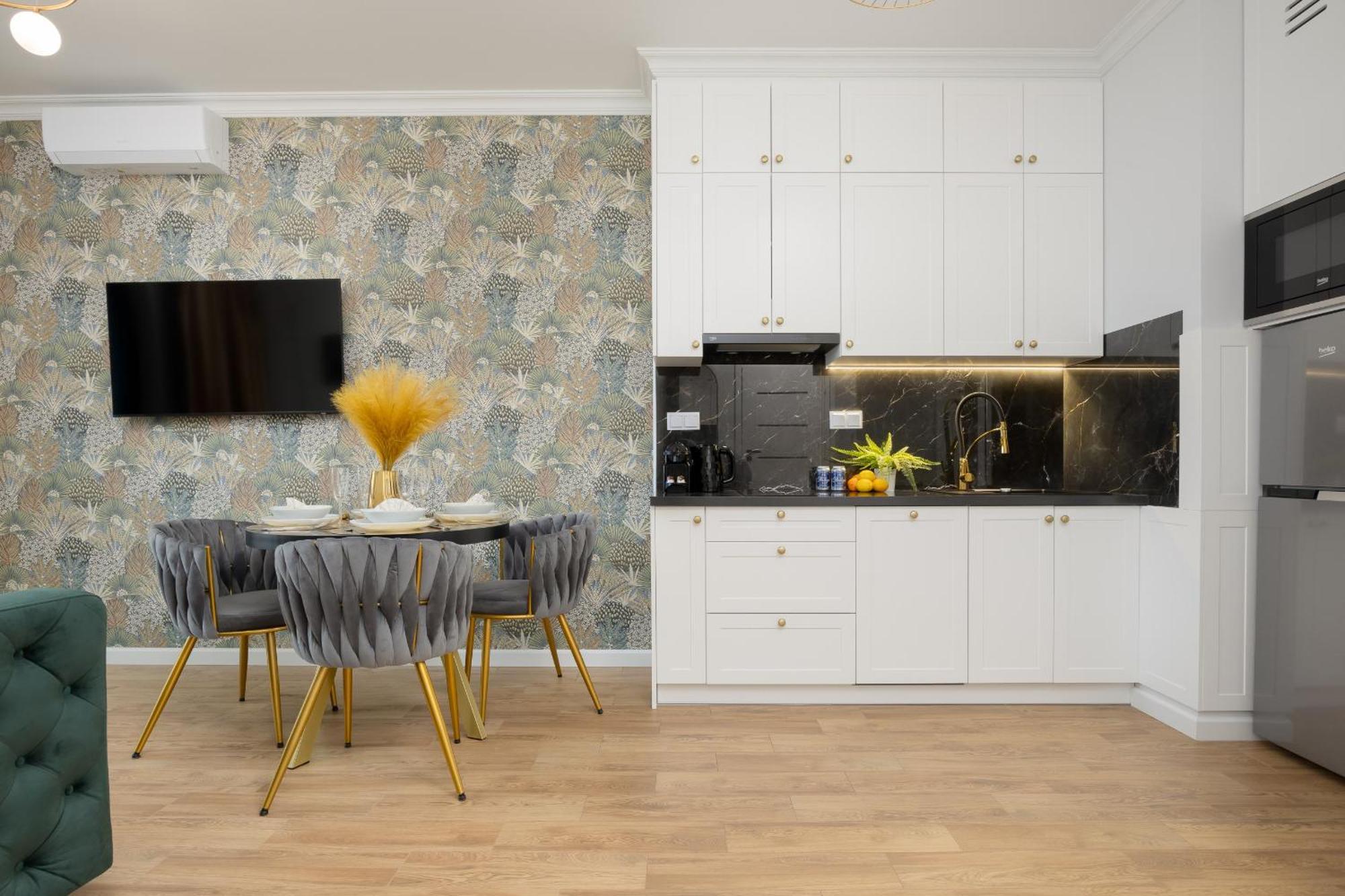 Elegant Near Rondo Onz By Renters Prestige * Warszawa
