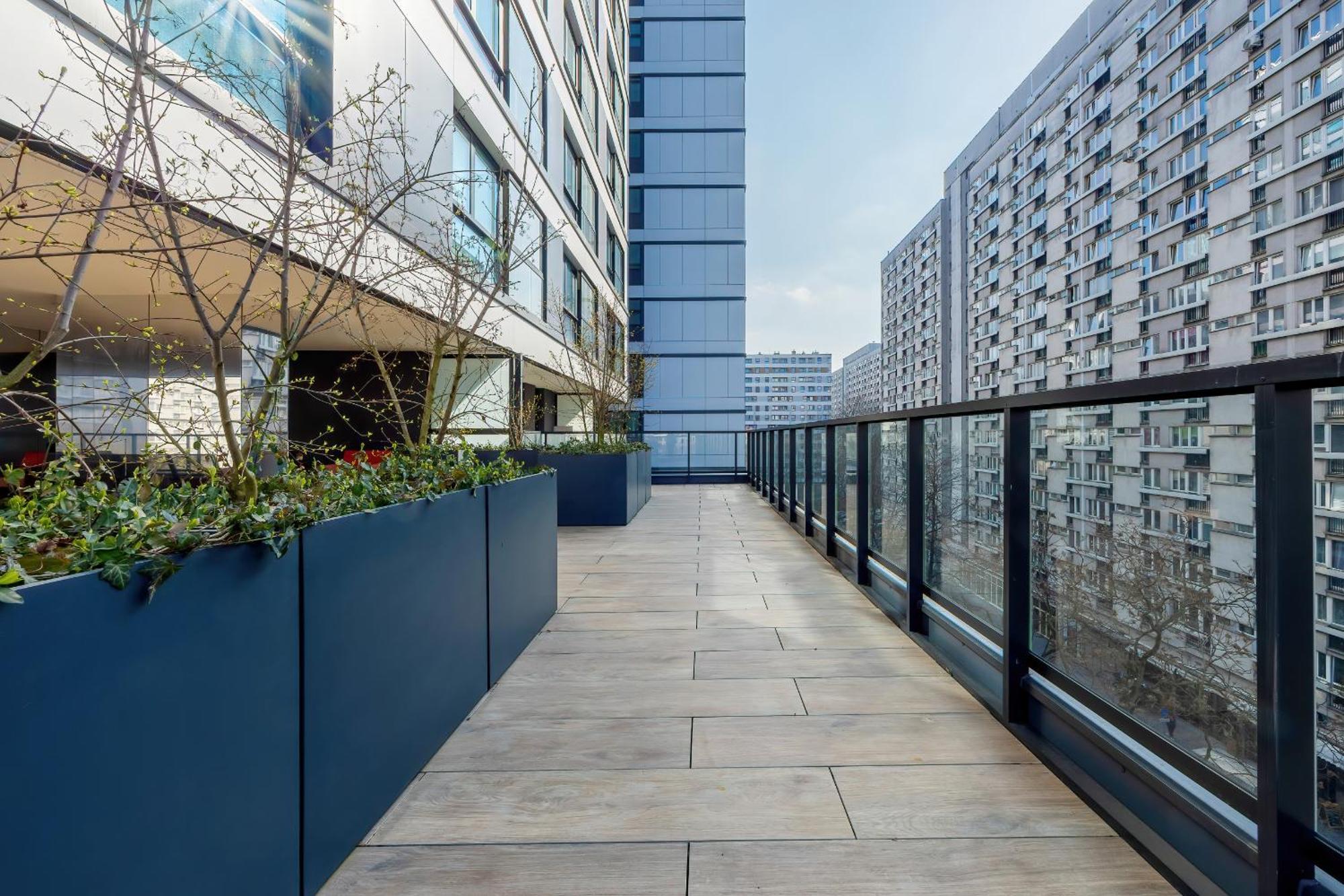 Apartament Elegant Near Rondo Onz By Renters Prestige